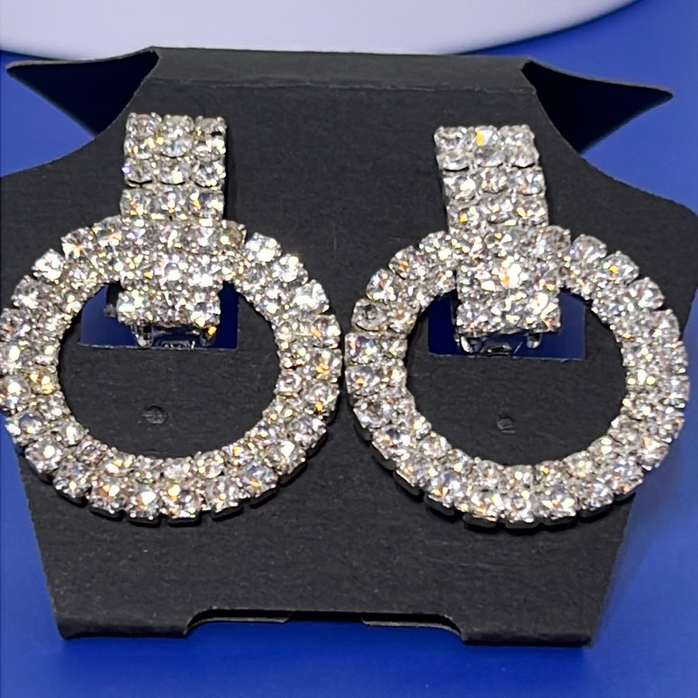 Beautiful Vintage Crystal Clip-On Earrings with 68 Crystals Ea. Estate Jewelry.